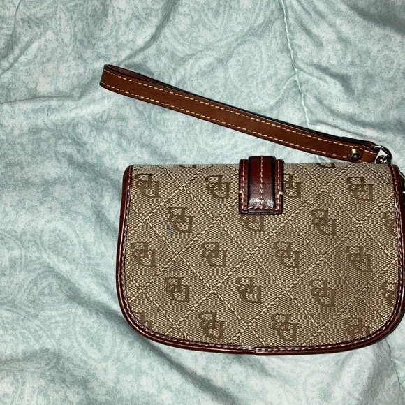 DOONEY & BOURKE WRISTLET🤎🖤🤎 - Picture 3 of 8